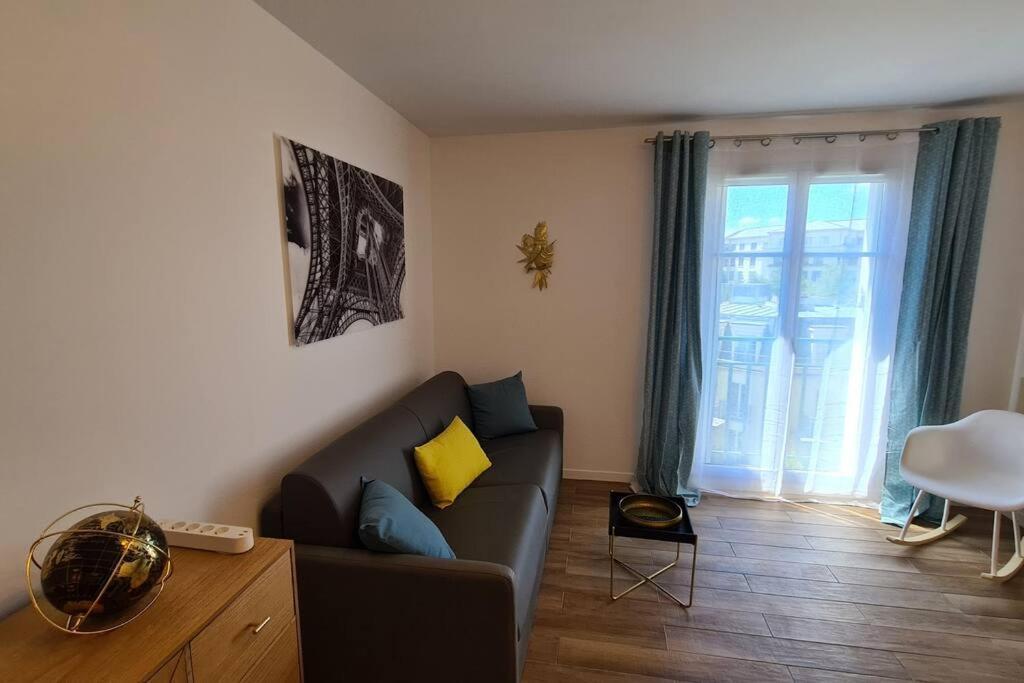 Appt 80M², 13 P, Disneyland, Fibre, 2 Parkings شيسي المظهر الخارجي الصورة